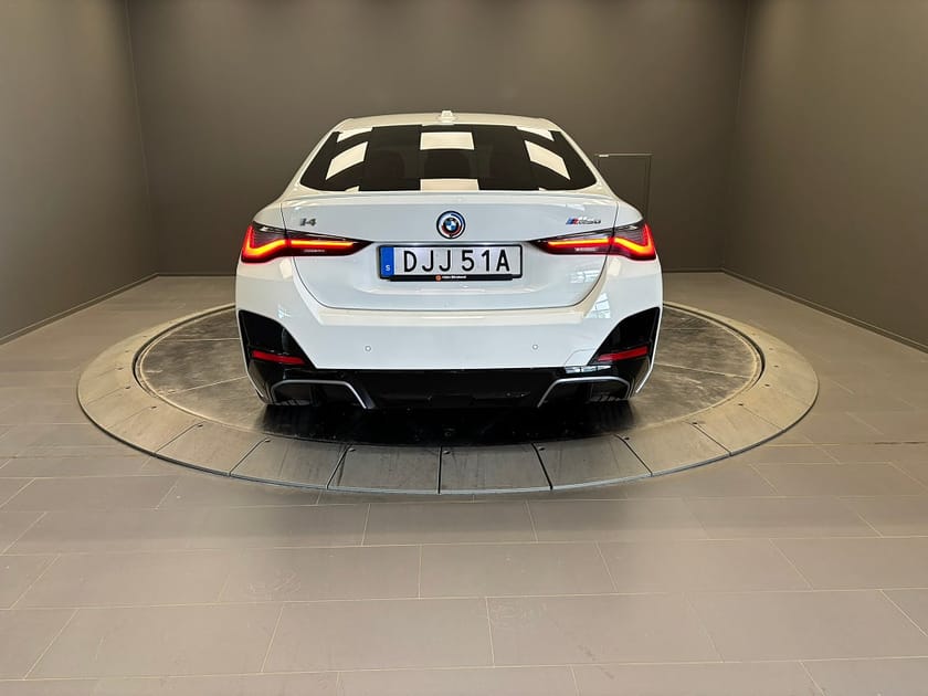 Bild 4 av BMW i4 M50 xDrive Gran Coupé M Sport