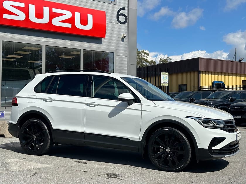 Bild 4 av Volkswagen Tiguan eHybrid 1.4 | Svart Optik | 3 års garanti| Kamera | Dra