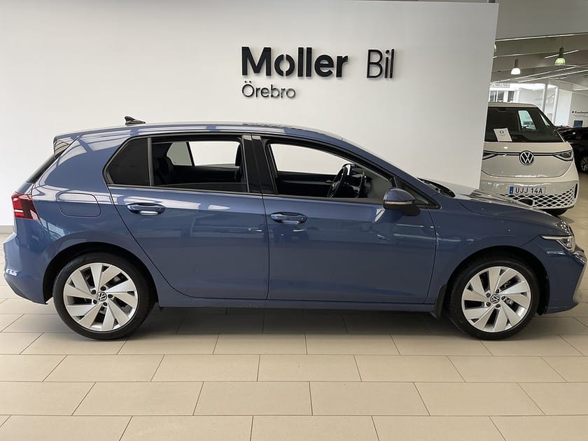 Bild 3 av Volkswagen Golf LIFE 1.5eE TSI 150 HK  DSG|Värmare|B-kamera