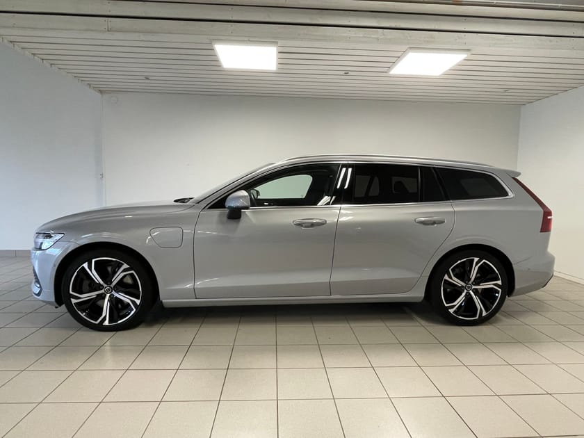 Bild 2 av Volvo V60 Recharge T6 Plus Bright Drag 360 Kamera H/K