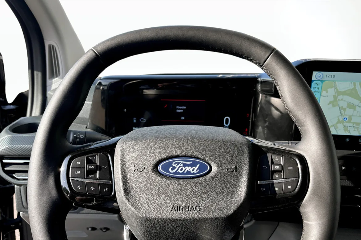 Ford Transit Custom 320 Crew Van Plug-in Hybrid