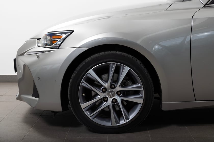 Bild 4 av Lexus IS 300h 2.5 CVT 223hk Navi/Bkamera/Keyless
