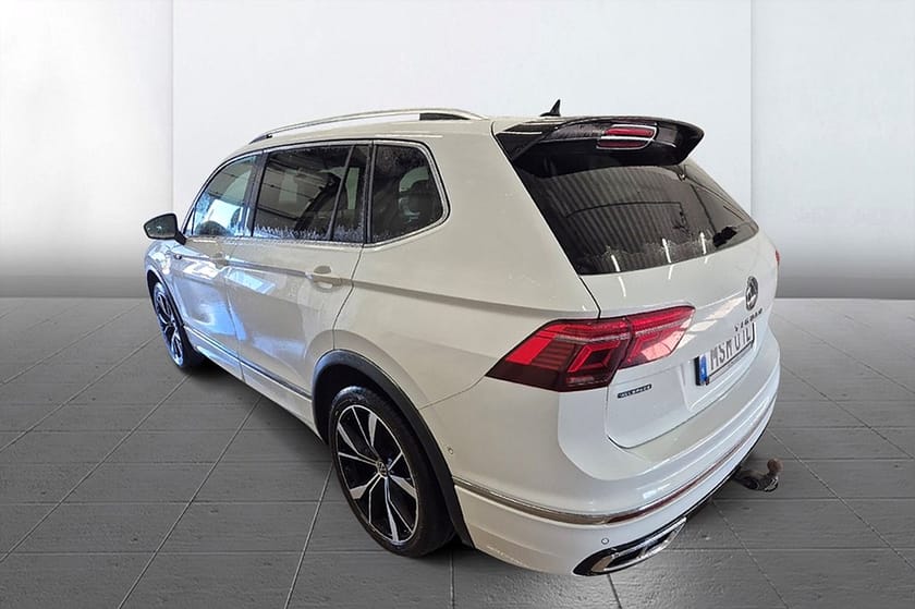 Bild 5 av Volkswagen Tiguan Allspace 7-sätes 7sits 2.0 TDI 4M R-Line Drag 360° Värmare H/K *SE SPEC*