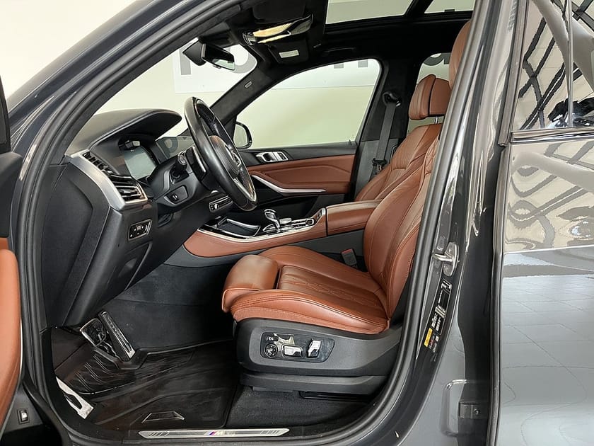 Bild 5 av BMW X5 xDrive45e iPerformance M Sport Panorama HeadUp HiFi Drag KomfortStol
