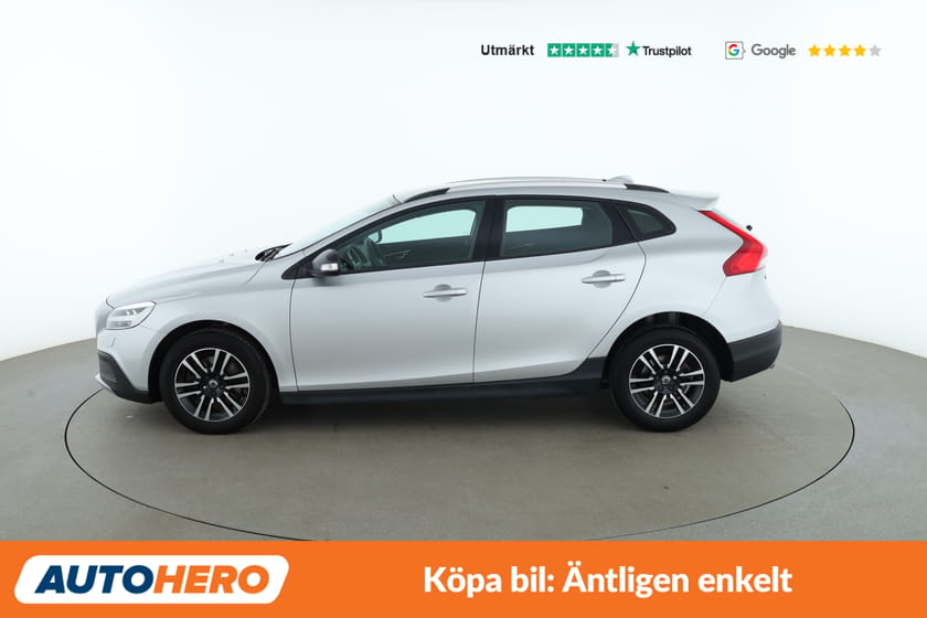 Bild 2 av Volvo V40 Cross Country D3 Momentum Plus / Värmare, BLIS, GPS, VOC