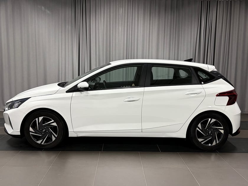 Bild 2 av Hyundai i20 Essential 1.2 MPi, Backkamera, Rattvärme, Vinterhjul