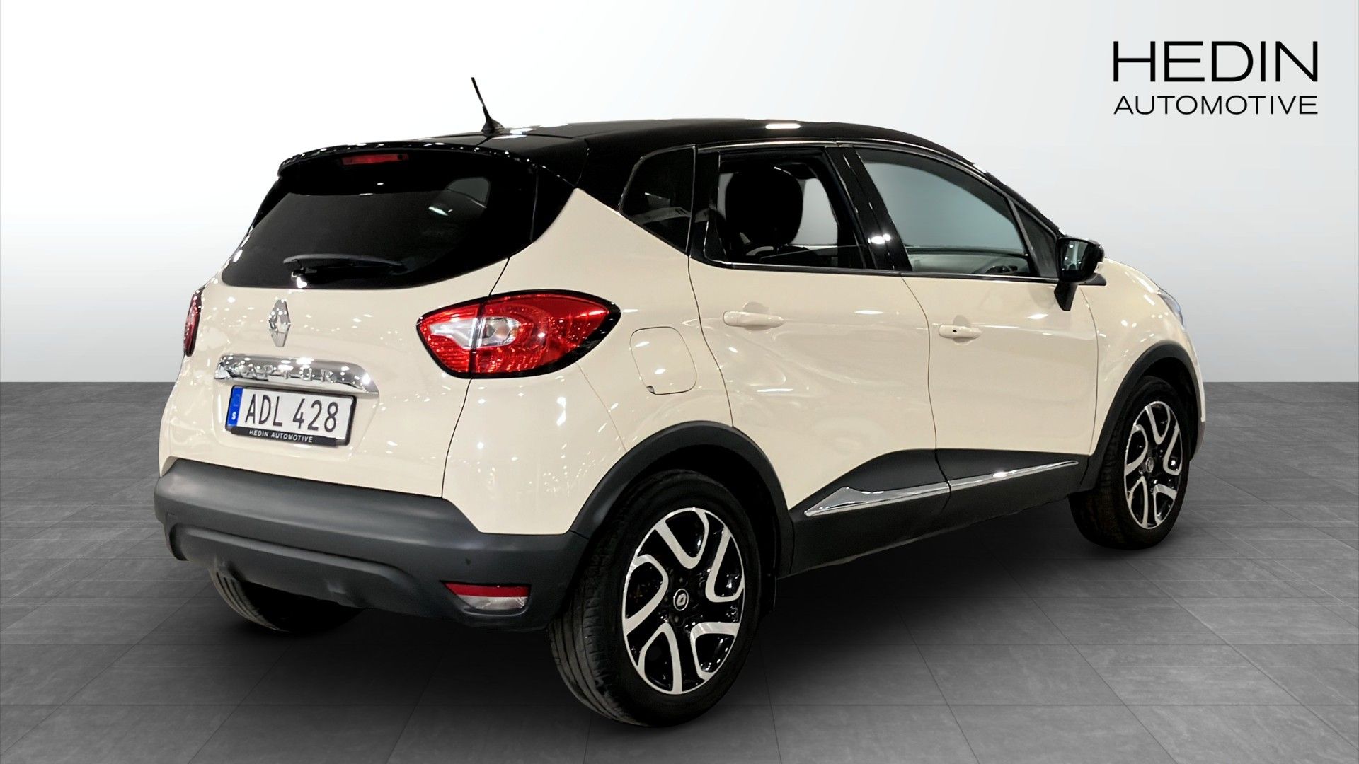 Renault Captur TCe 120 Dynamique 2017, bild 2/9