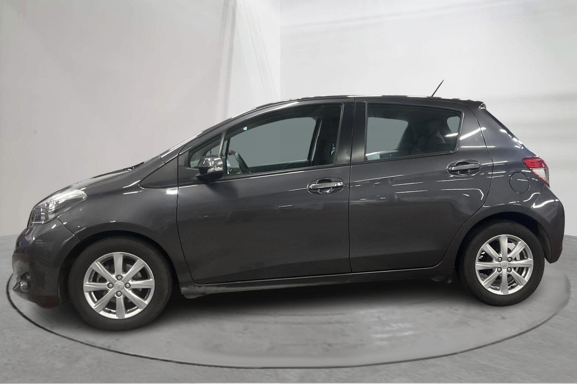 Toyota Yaris 1.33 Dual VVT-i 2014, photo 2/10
