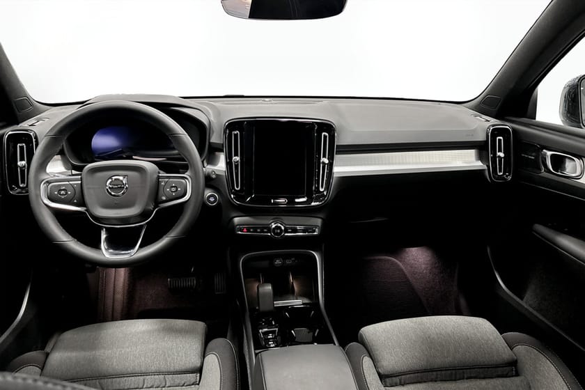 Bild 4 av Volvo XC40 B4 FWD Bensin Ultimate Dark Drag