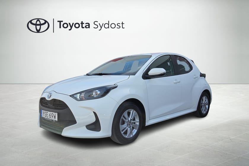 Bild 1 av Toyota Yaris Hybrid Active Backkamera, Rattvärme