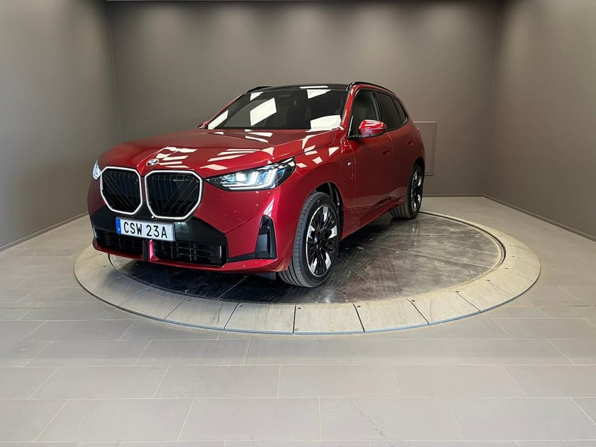 Bild 4 av BMW X3 30e xDrive M Sport Pro | Panorama | Harman Kardon
