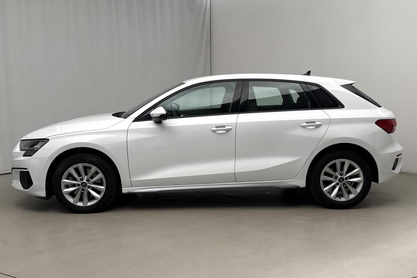 Bild 2 av Audi A3 Sportback 35 TFSI (150hk) Proline Värmare
