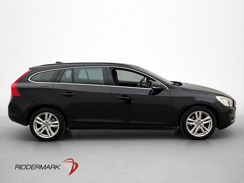 Bild 4 av Volvo V60 T3 Momentum Dragkrok P-Sensorer Bluetooth