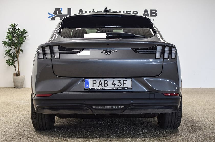 Bild 5 av Ford Mustang Mach-E Long Range RWD 360 B&O Pano Elstolar