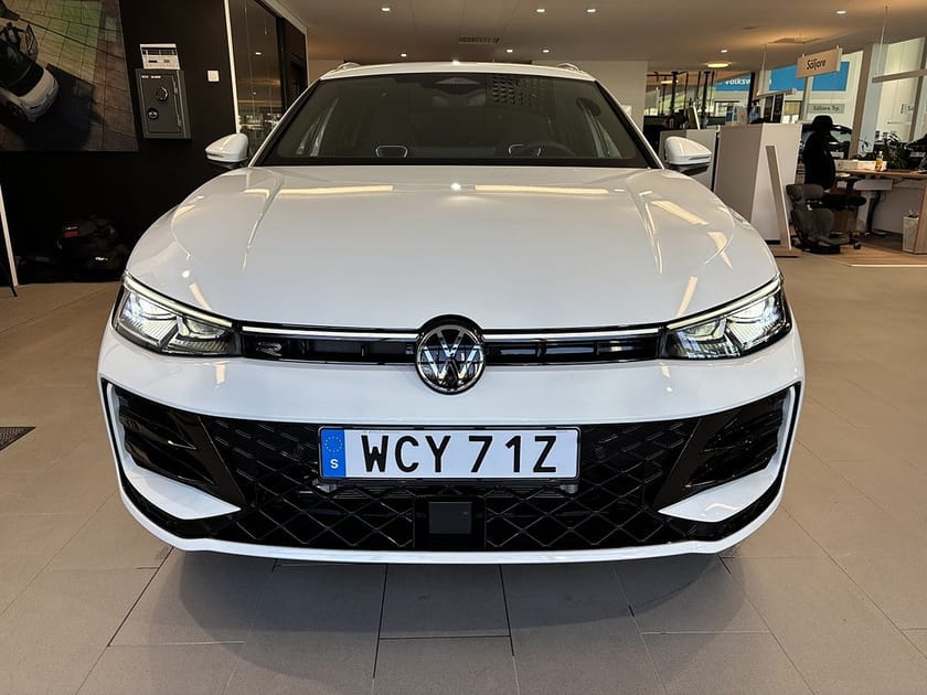 Bild 3 av Volkswagen Passat Variant eHybrid 272hk R-Line Privatleasing 4995kr tom 24/5