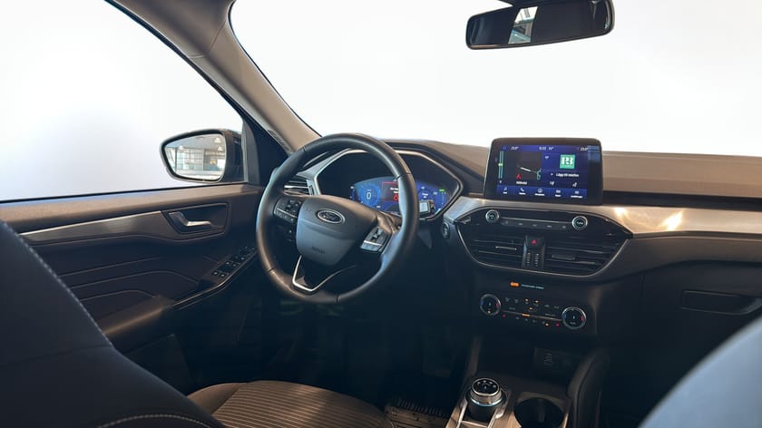Bild 4 av Ford Kuga Plug-In Hybrid Titanium PHEV 225hk | Dragkrok | Privatlease fr. 4395:-/mån