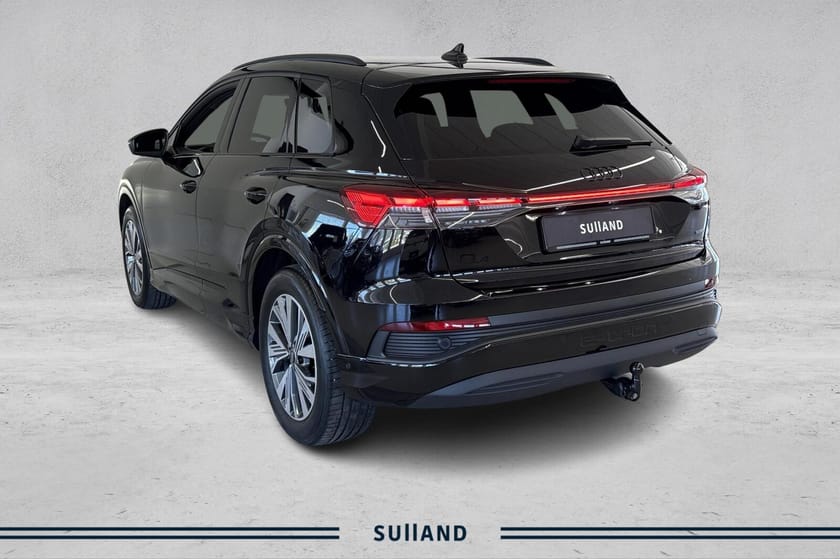 Bilde 3 av Audi Q4 55 e-tron quattro quattr s line pro