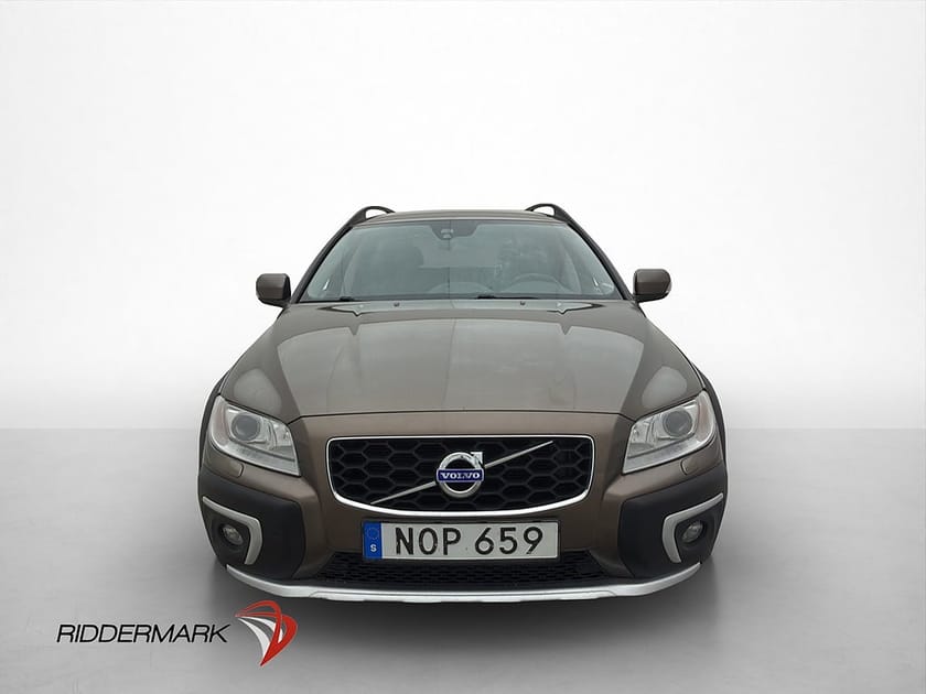 Bild 2 av Volvo XC70 D4 AWD 181hk Momentum Skinn Värm VoC Drag