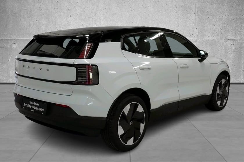 Bilde 4 av Volvo EX30 Twin Motor Performance Plus I 4x4 I Harman&Kardon I 19"