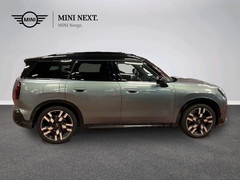 Bilde 4 av MINI Countryman SE ALL4 JCW Trim, Package XL