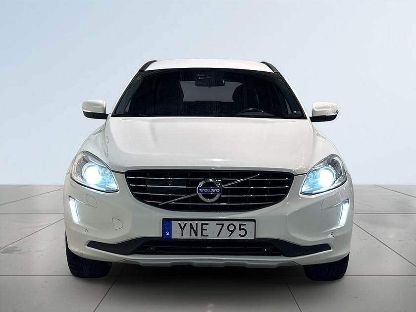 Bild 2 av Volvo XC60 D4 AWD Geartronic Classic Drag Dvärm Rattvärme S/V-hjul