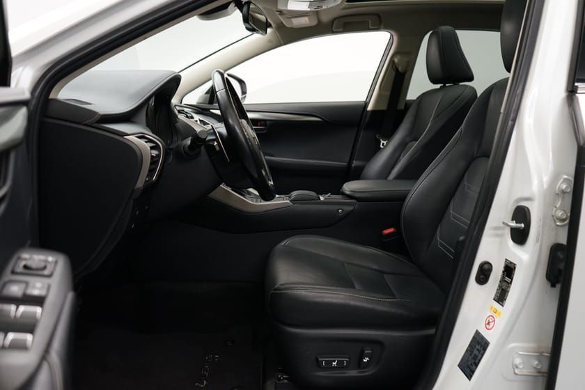 Bild 5 av Lexus NX 300h AWD
