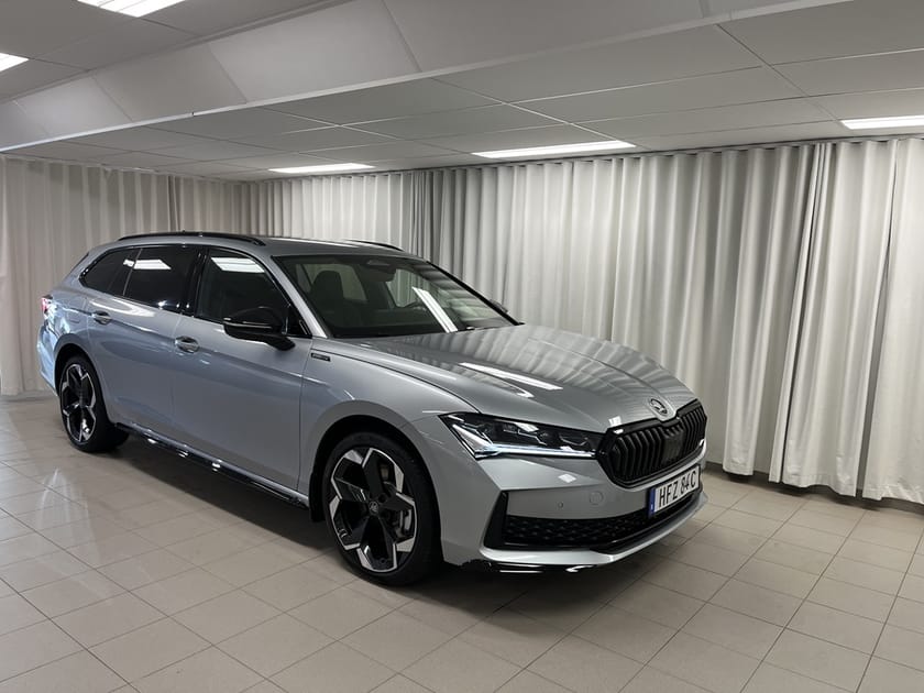 Bild 1 av Škoda Superb iV Kombi Sportline
