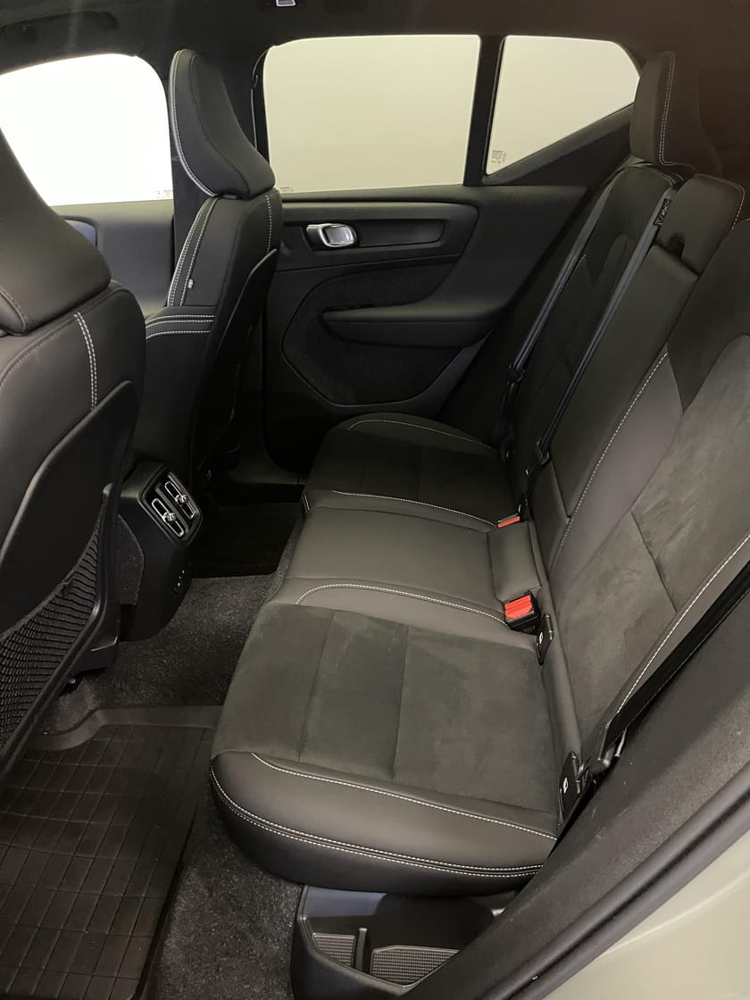 Bild 5 av Volvo XC40 Recharge Single Motor Ultimate / Dragkrok / Tonade rutor / Navigation /