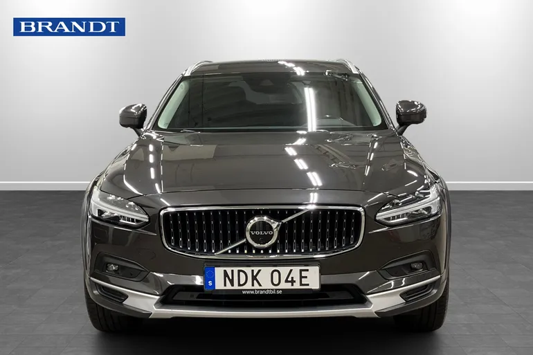 Volvo V90 Cross Country