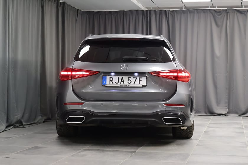 Bild 4 av Mercedes-Benz C 300 T e AMG Premium Drag 360 Keyless Night