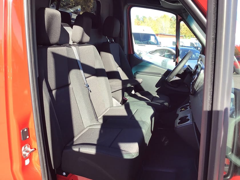 Bild 5 av Mercedes-Benz eSprinter 414 81 kWh