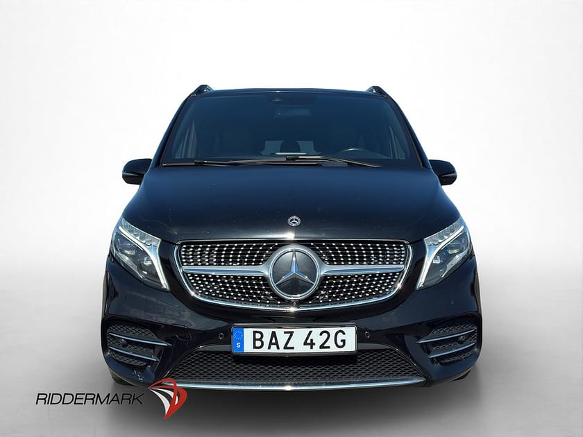 Bild 5 av Mercedes-Benz V 300d 3.1t 300 AMG 7-Sit Värm El-Dörr Skinn 360° Moms