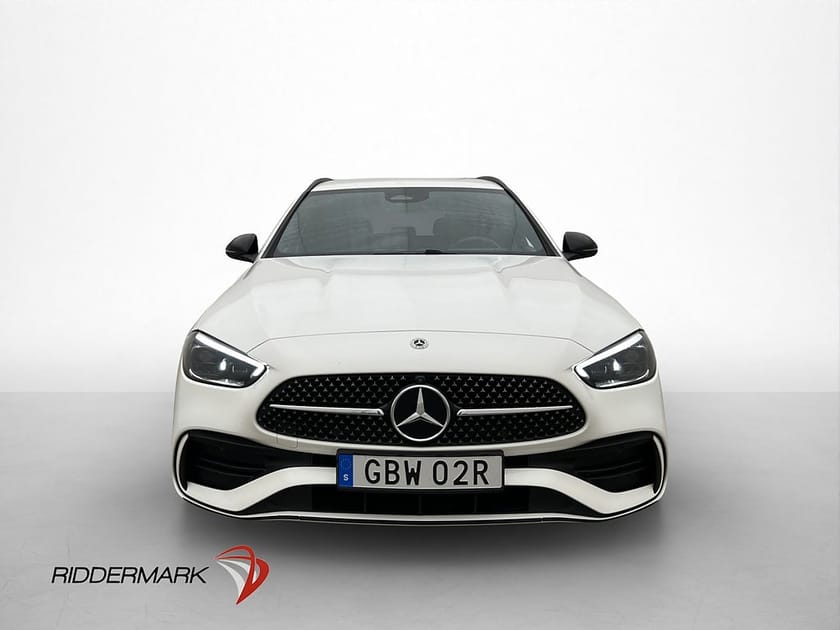 Bild 2 av Mercedes-Benz C 300 T de 4MATIC 4M AMG Night Burmester Skinn 360°