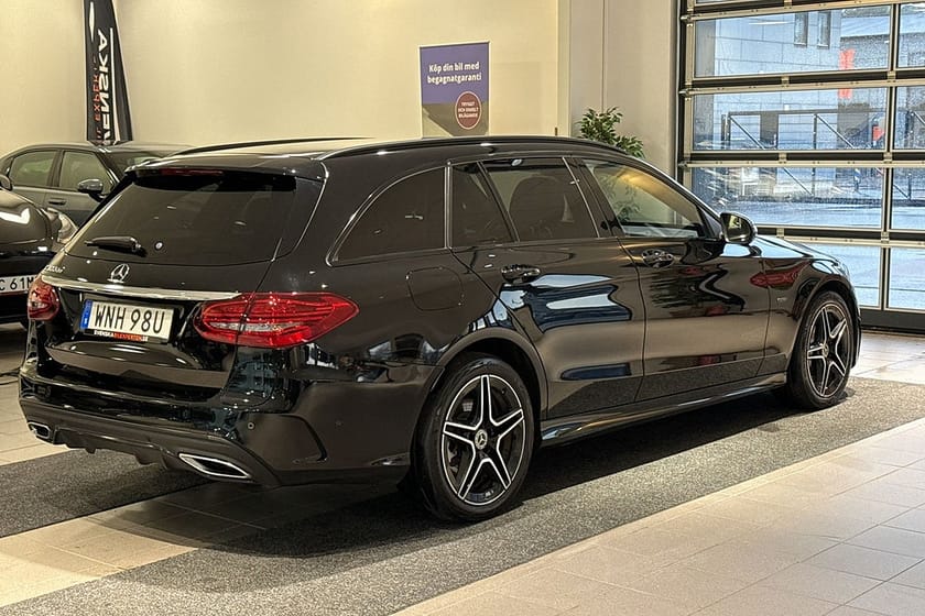 Bild 5 av Mercedes-Benz C 300 T de C300 9G 306hk AMG Night/Sport/Cockpit/Drag/Värmare