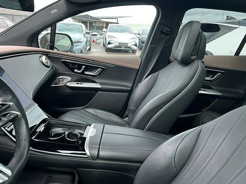 Bild 5 av Mercedes-Benz EQE SUV 500 4MATIC 96 kWh AMG Line Premium /Drag /  1 ägare