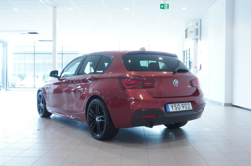 Bild 4 av BMW 118i 5drs M-Sport Läder HiFi 136hk