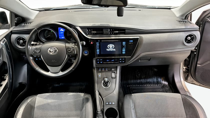Bild 4 av Toyota Auris Touring Sports Hybrid | Executive | Kamera | 136hk