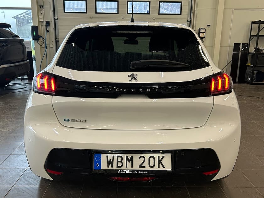 Bild 4 av Peugeot e-208 Allure 50kWh MOMS Kamera/Farthållare