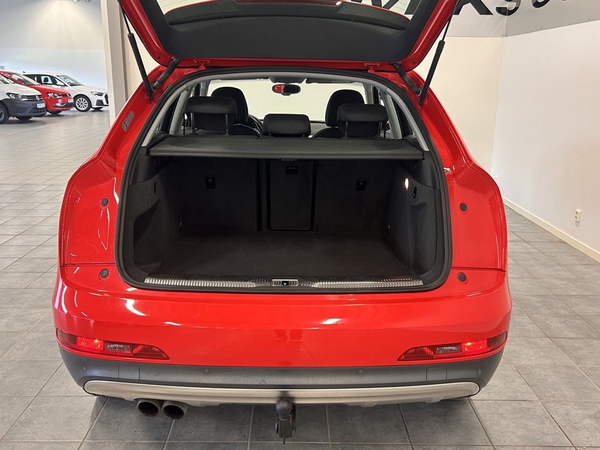 Audi Audi Q3 — bild 6