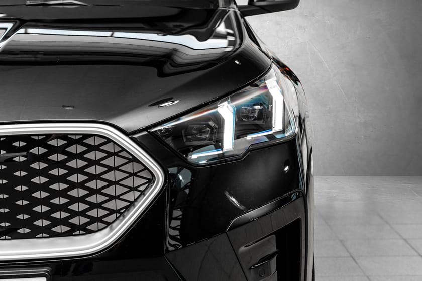 Bilde 4 av BMW iX2 xDrive30 