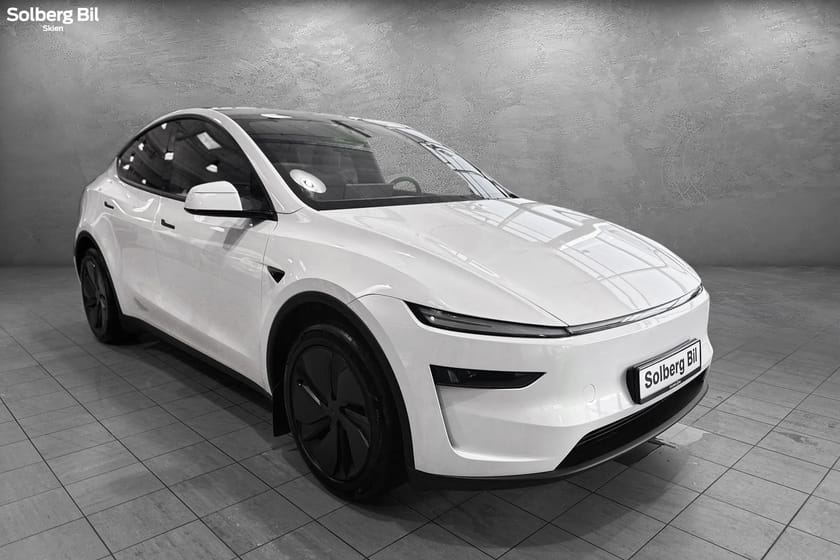 Bilde 3 av Tesla Model Y Long Range AWD LR Premium KROK/PANORAMA/360/NESTEN NY