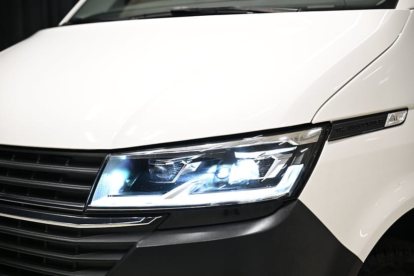 Bild 4 av Volkswagen Transporter DSG 150HK L2 Inredning|LED|Drag|Värmare|Lågmil|Leasbar