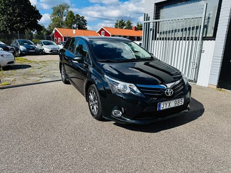 Toyota Avensis Kombi 2.0 152HK BUSINESS / AUTOMAT / NAVI / DRAG