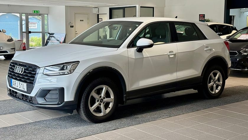 Bild 2 av Audi Q2 35 TFSI 150 hk/Offroad Edition/Ambition/Drag/Carplay