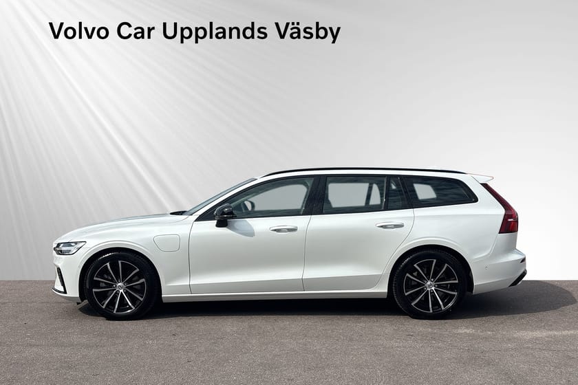 Bild 3 av Volvo V60 T6 Plus Dark Nordic Edition 0% RÄNTA (SELEKT)