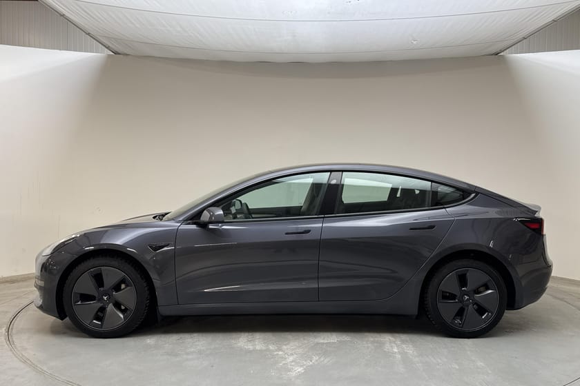 Bild 2 av Tesla Model 3 Long Range AWD Dual Motor
