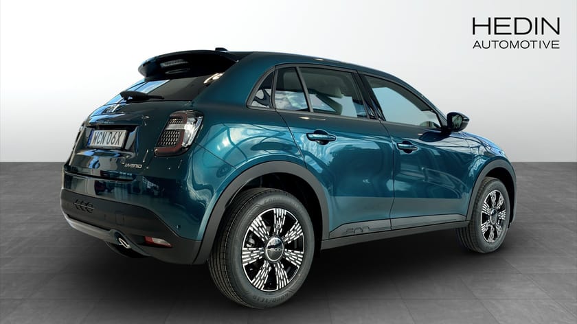 Bild 2 av Fiat 600 Hybrid HEV 1.2 145 HK DCT6 FWD ICON *DEMO