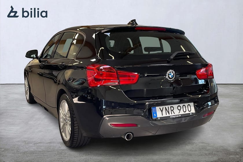 Bild 2 av BMW 118d Aut M Sport LED Parkering sensorn bak