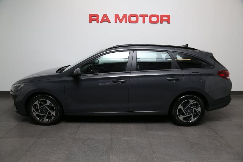 Bild 4 av Hyundai i30 Kombi 1,0 T-GDi MHEV Essential Aut Navi Kamera