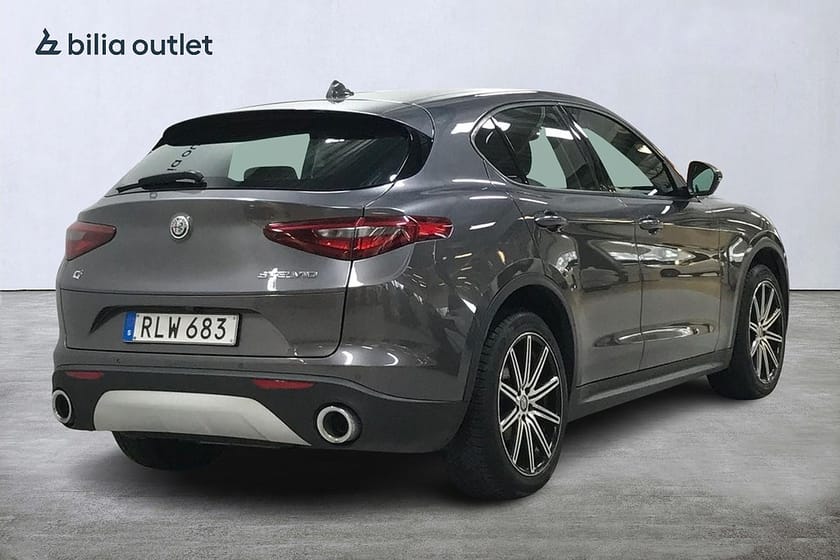 Bild 5 av Alfa Romeo Stelvio 2.2 JTD Super  210hk Backkamera